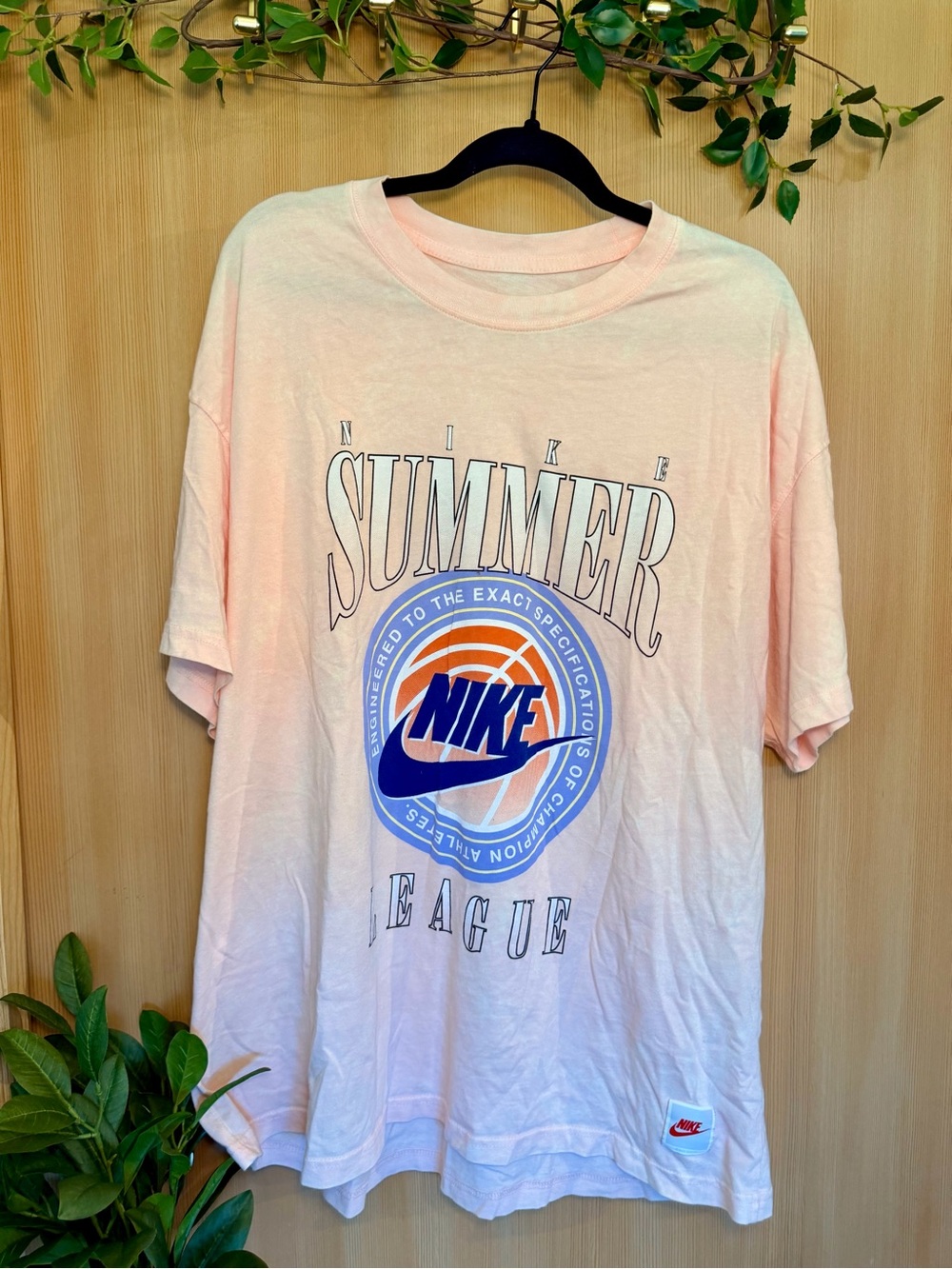Nike Loose Fit Graphic Tee - Pale Peach